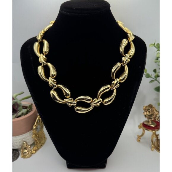 Wide Chunk Gold Tone Articulated Link Collar Necklace Vintage Jewelry - Picture 2 of 7